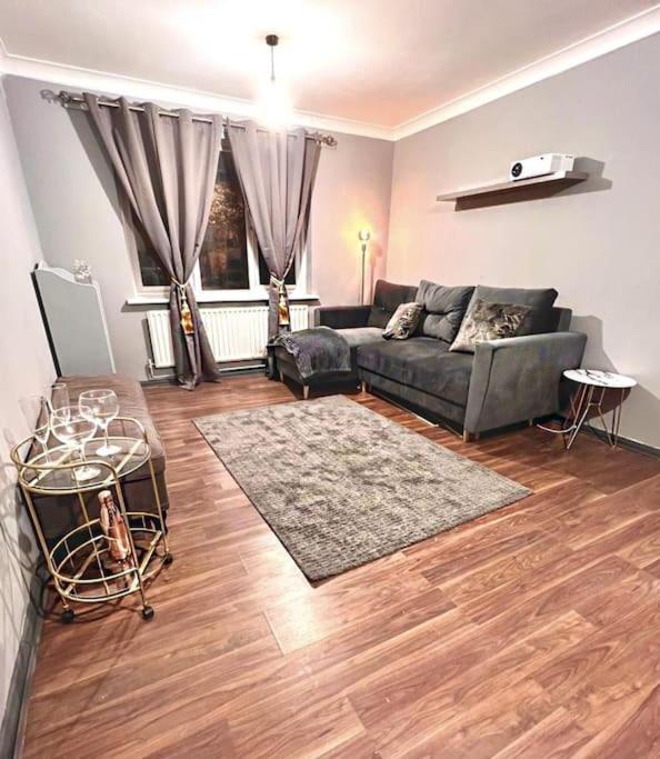 Lovely, Two Bedroom Apartment Central Location London Ngoại thất bức ảnh